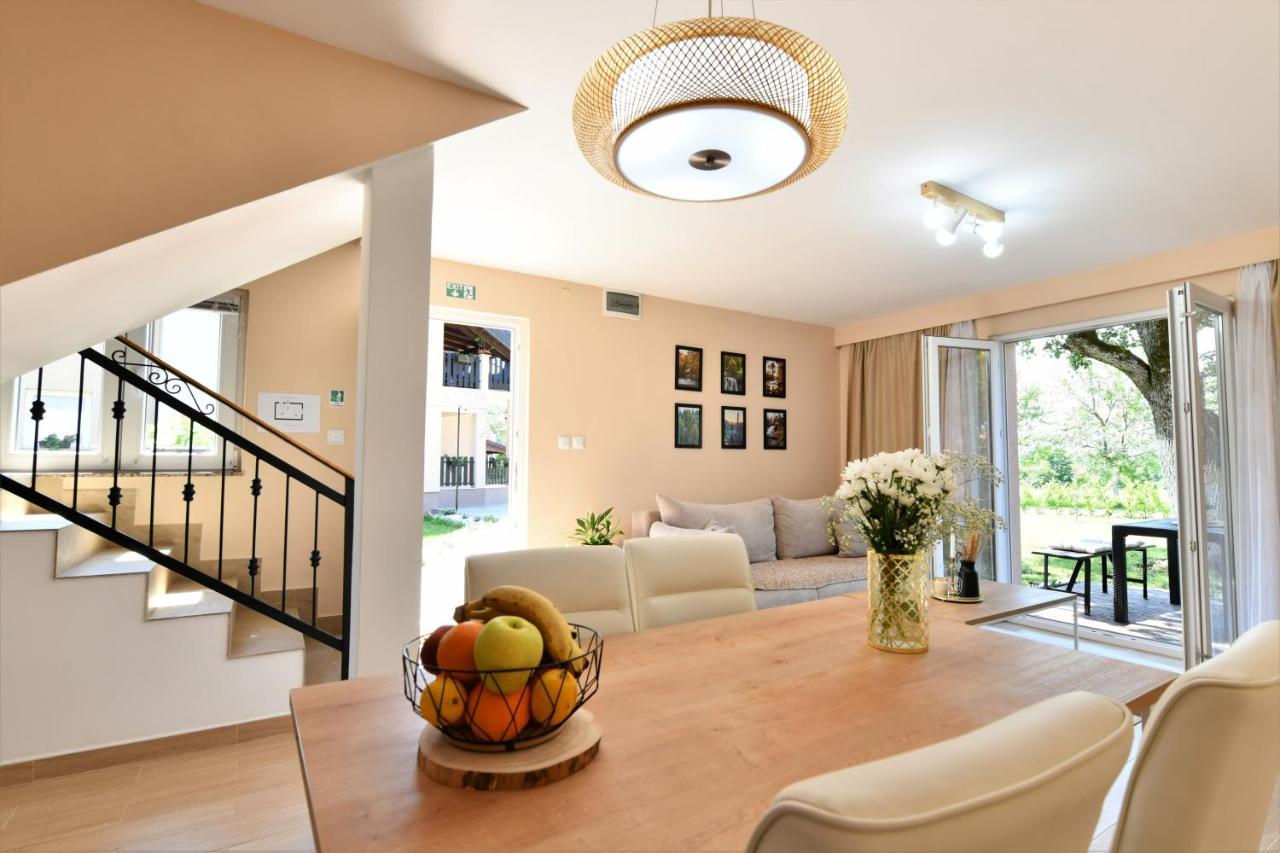 Apartments Green Linden ราโควิซา ภายนอก รูปภาพ