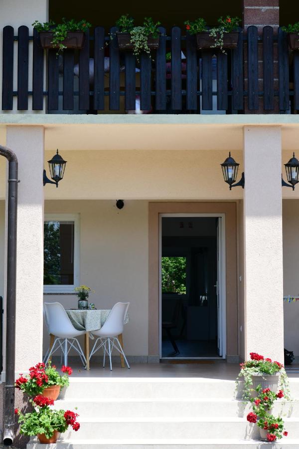 Apartments Green Linden ราโควิซา ภายนอก รูปภาพ