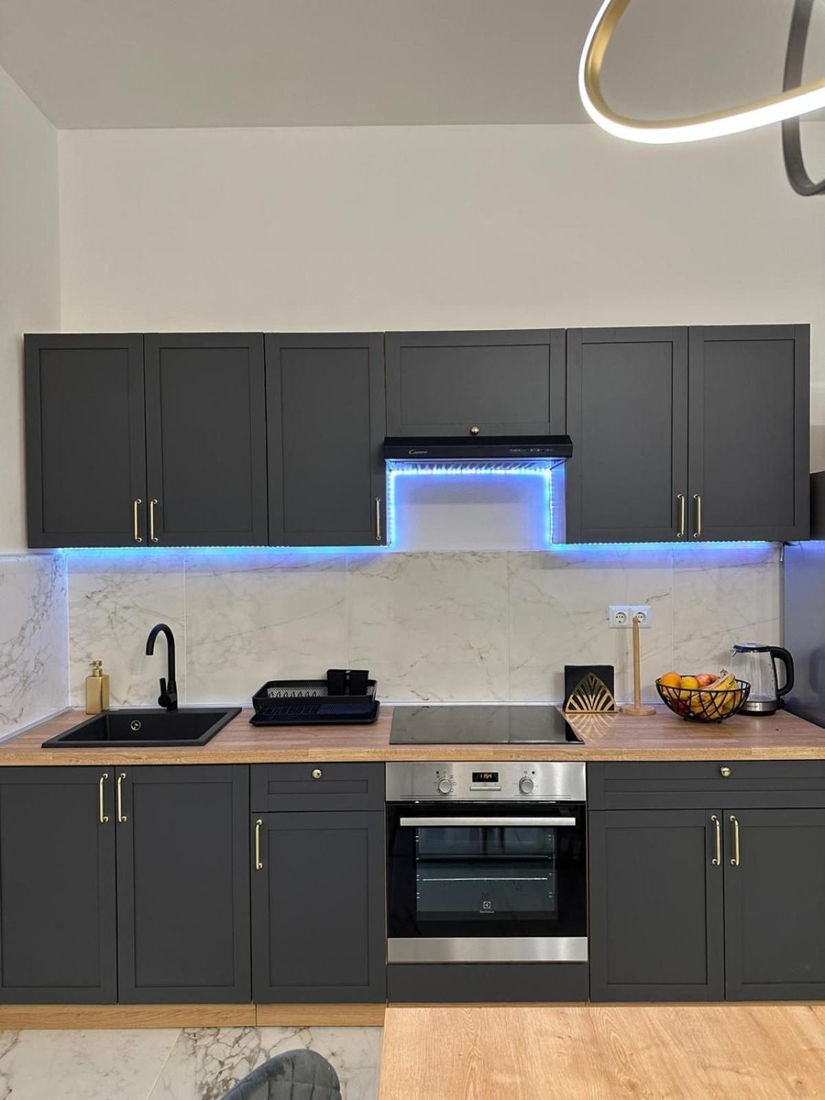 Apartments Green Linden ราโควิซา ภายนอก รูปภาพ