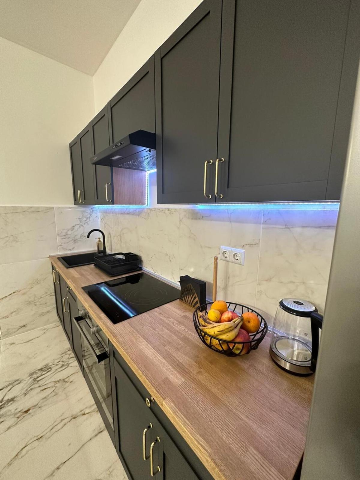 Apartments Green Linden ราโควิซา ภายนอก รูปภาพ